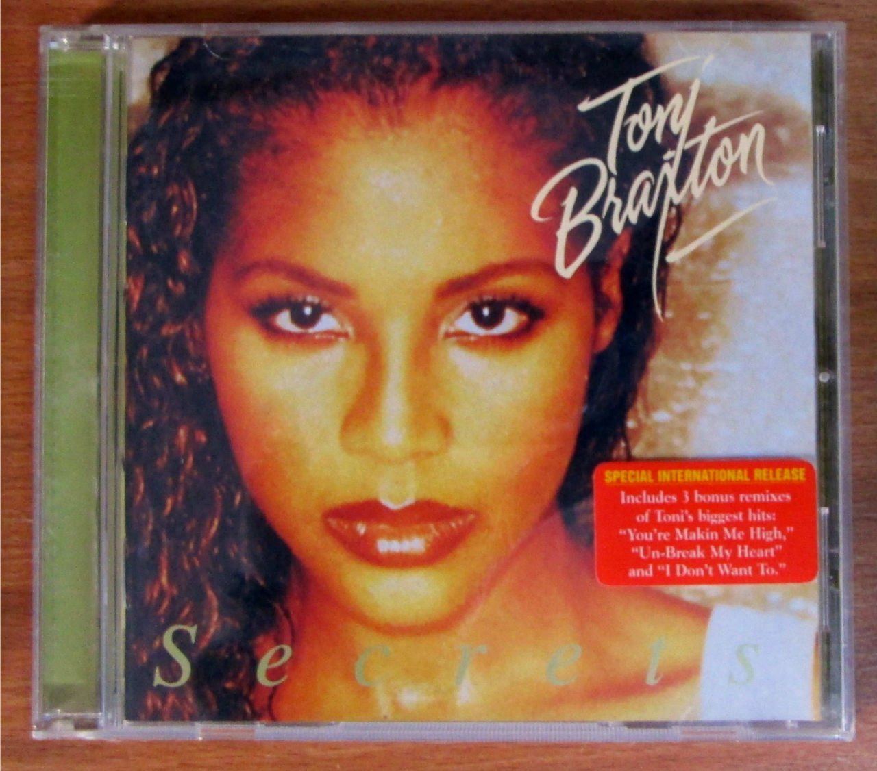 TONI BRAXTON - SECRETS (1996) CD UNBREAK MY HEART 2.EL