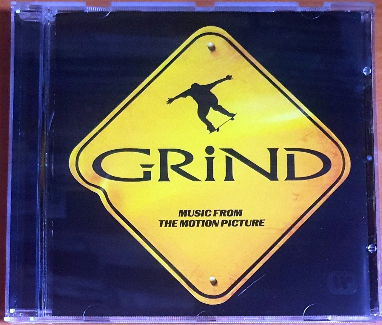 GRIND SOUNDTRACK / POD, LIL' KIM, TRAPT, THE DONNAS, SEAN PAUL, LESS THAN JAKE, ALL TOO MUCH, THE USED (2003) - CD 2.EL