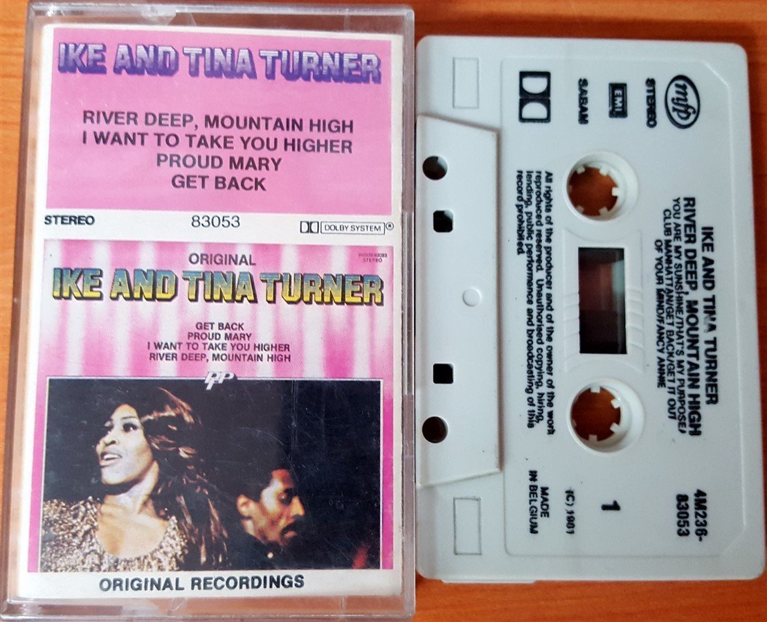 IKE AND TINA TURNER - RIVER DEEP, MOUNTAIN HIGH (1981) CASSETTE MADE IN BELGIUM ''USED''