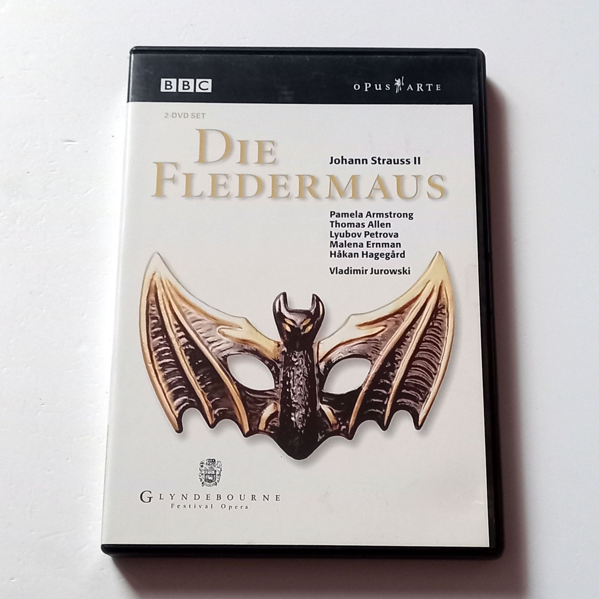 JOHANN STRAUSS II - DIE FLEDERMAUS - PAMELA ARMSTRONG, THOMAS ALLEN - LONDON PHILHARMONIC ORCHESTRA, KOND.: VLADIMIR JUROWSKI - DVD 2 DİSK 2.EL