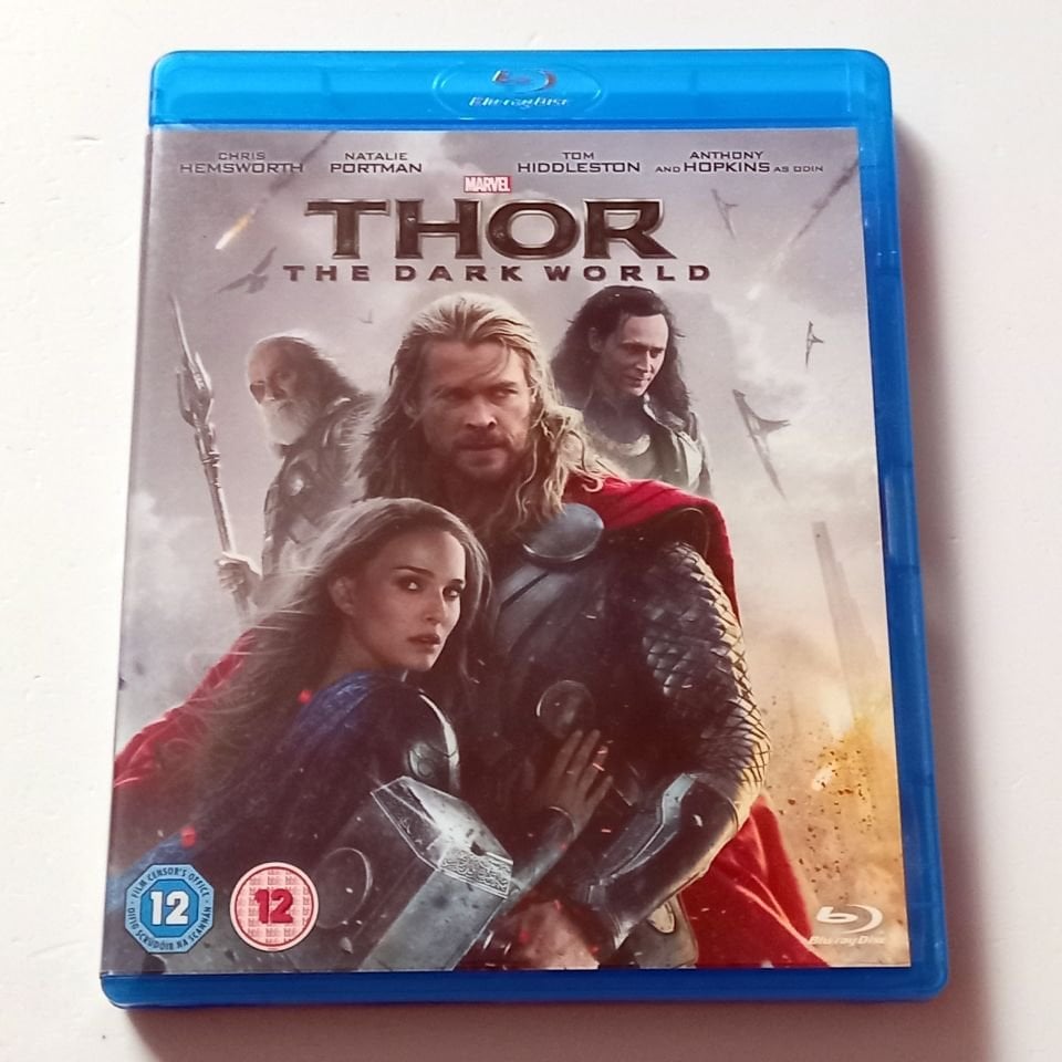 THOR THE DARK WORLD - CHRIS HEMSWORTH, NATALIE PORTMAN, TOM HIDDLESTON - YÖN.: ALAN TAYLOR - BLU-RAY  2.EL TÜRKÇE ALTYAZI YOKTUR