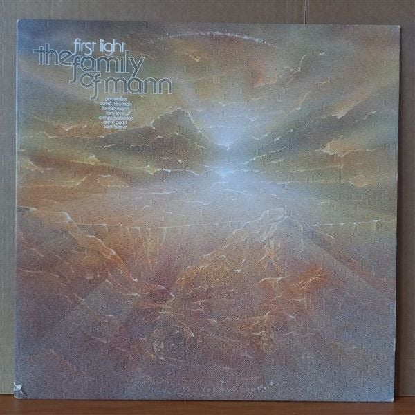 THE FAMILY OF MANN – FIRST LIGHT (1974) - LP 2.EL PLAK