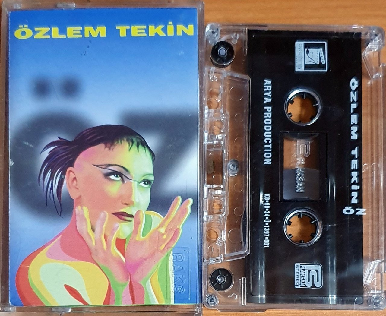 ÖZLEM TEKİN - ÖZ (1998) - KASET ARYA PRODUCTION 2.EL