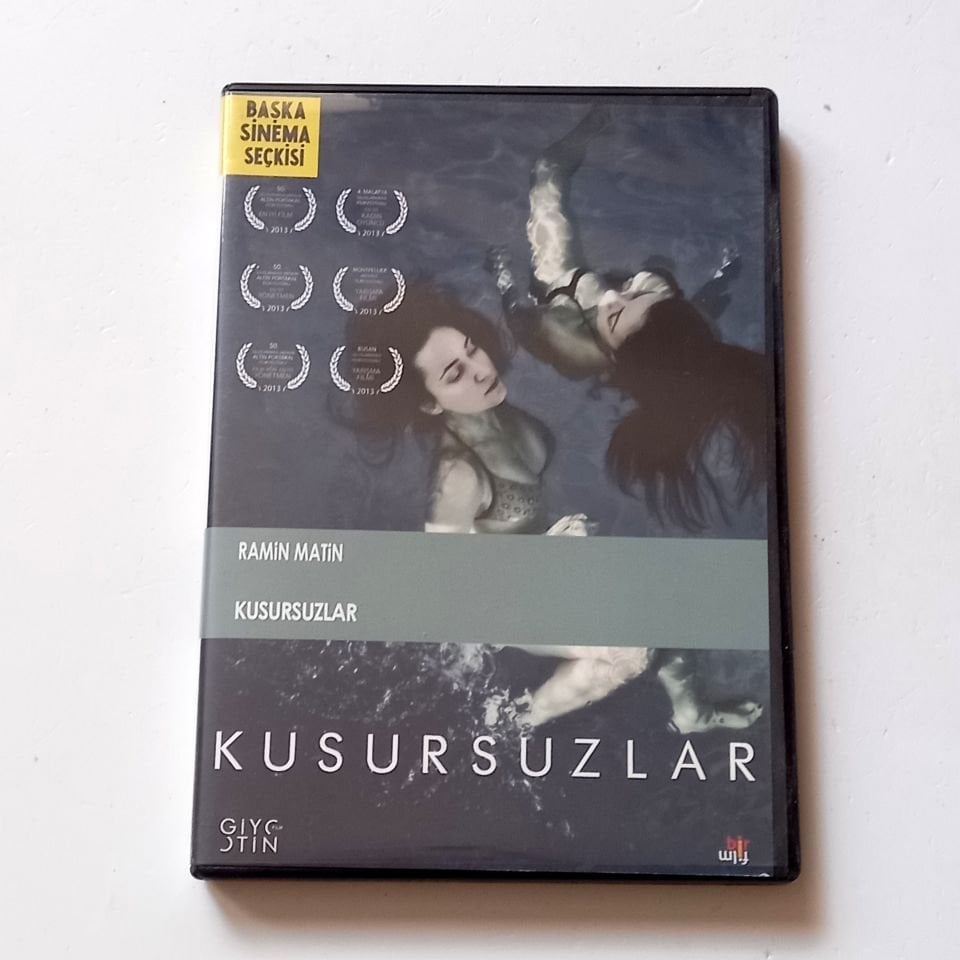 KUSURSUZLAR - ESRA BEZEN BİLGİN, İPEK TÜRKTAN - YÖN.: RAMİN MATİN - DVD 2.EL
