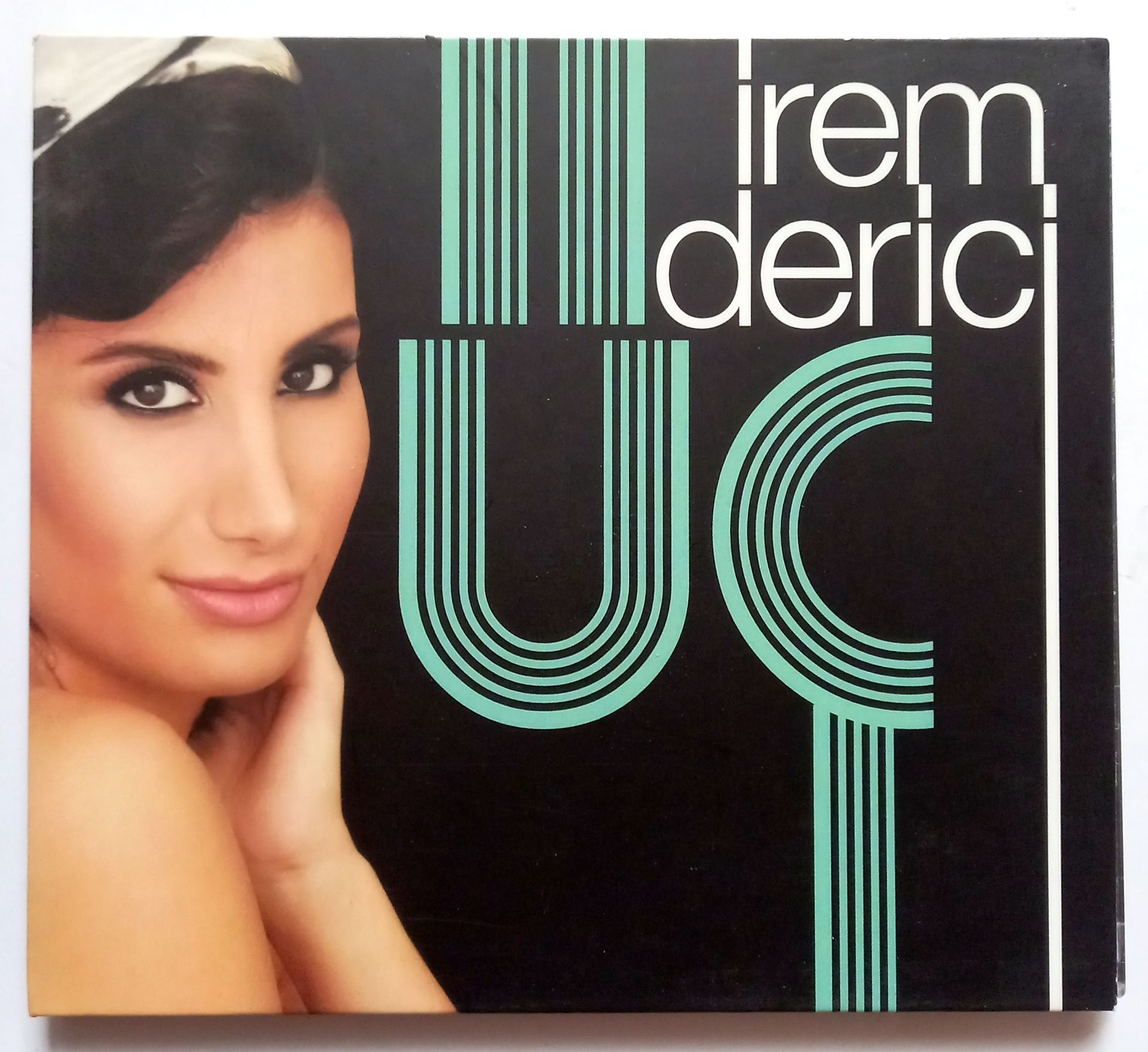 İREM DERİCİ – ÜÇ (2014) - CD 2.EL