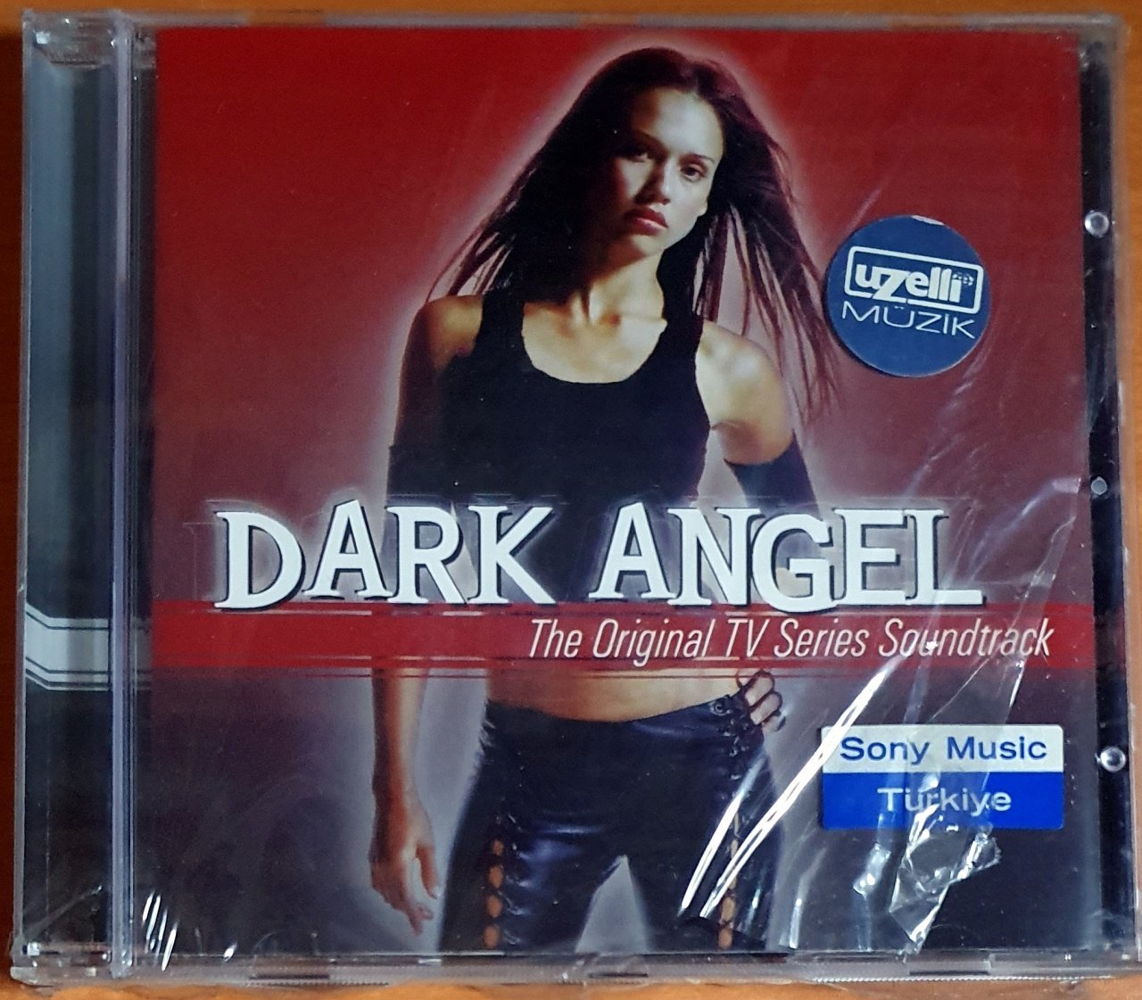 DARK ANGEL SOUNDTRACK / PUBLIC ENEMY, KHIA, SAMANTHA COLE, Q-TIP, SPOOKS (2002) - CD SIFIR GİBİ 2.EL