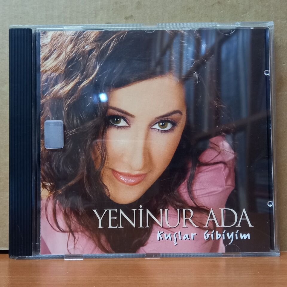 YENİNUR ADA - KUŞLAR GİBİYİM - CD 2.EL