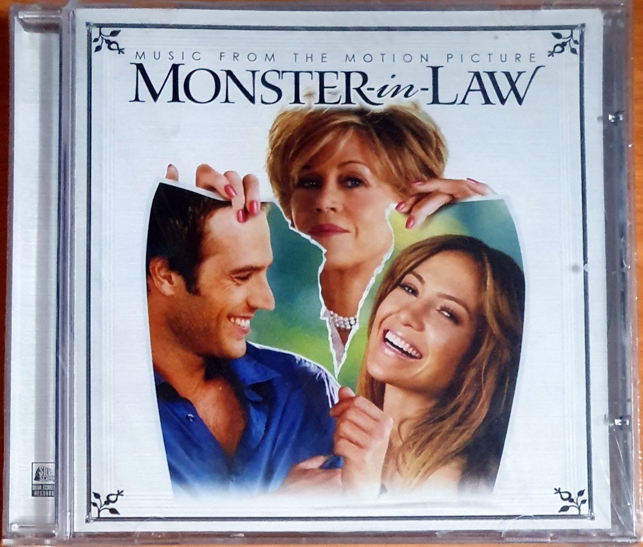 MONSTER IN LAW SOUNDTRACK / ROSEY, JAM, IVY, MADELEINE PEYROUX, DAR WILLIAMS (2005) - CD SIFIR GİBİ 2.EL