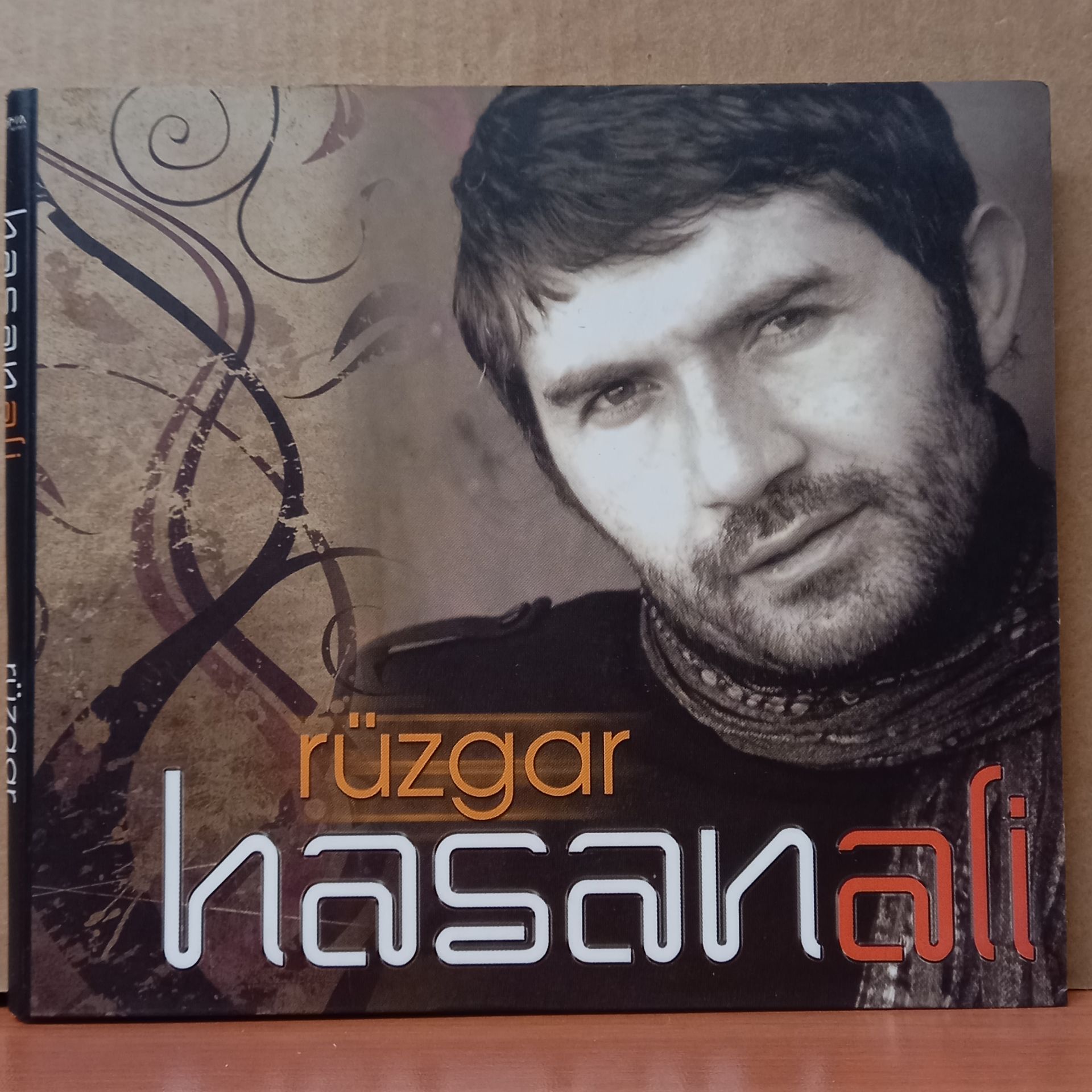 HASAN ALİ - RÜZGAR - CD 2.EL
