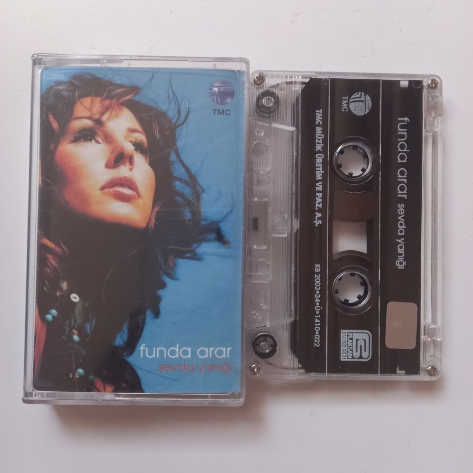 FUNDA ARAR - SEVDA YANIĞI (2003) - KASET 2.EL