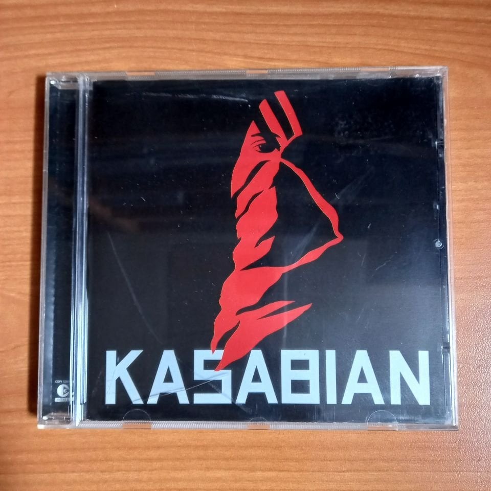 KASABIAN – KASABIAN (2004) - CD 2. EL