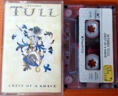 JETHRO TULL - CREST OF A KNAVE (1988) TOPKAPI CASSETTE MADE IN TURKEY ''USED''