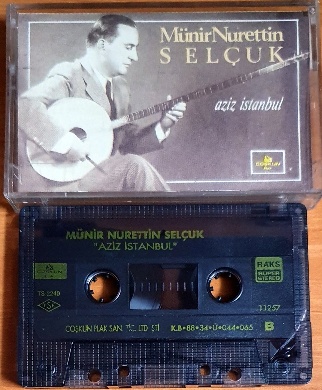 MÜNİR NURETTİN SELÇUK - AZİZ İSTANBUL - KASET 2.EL