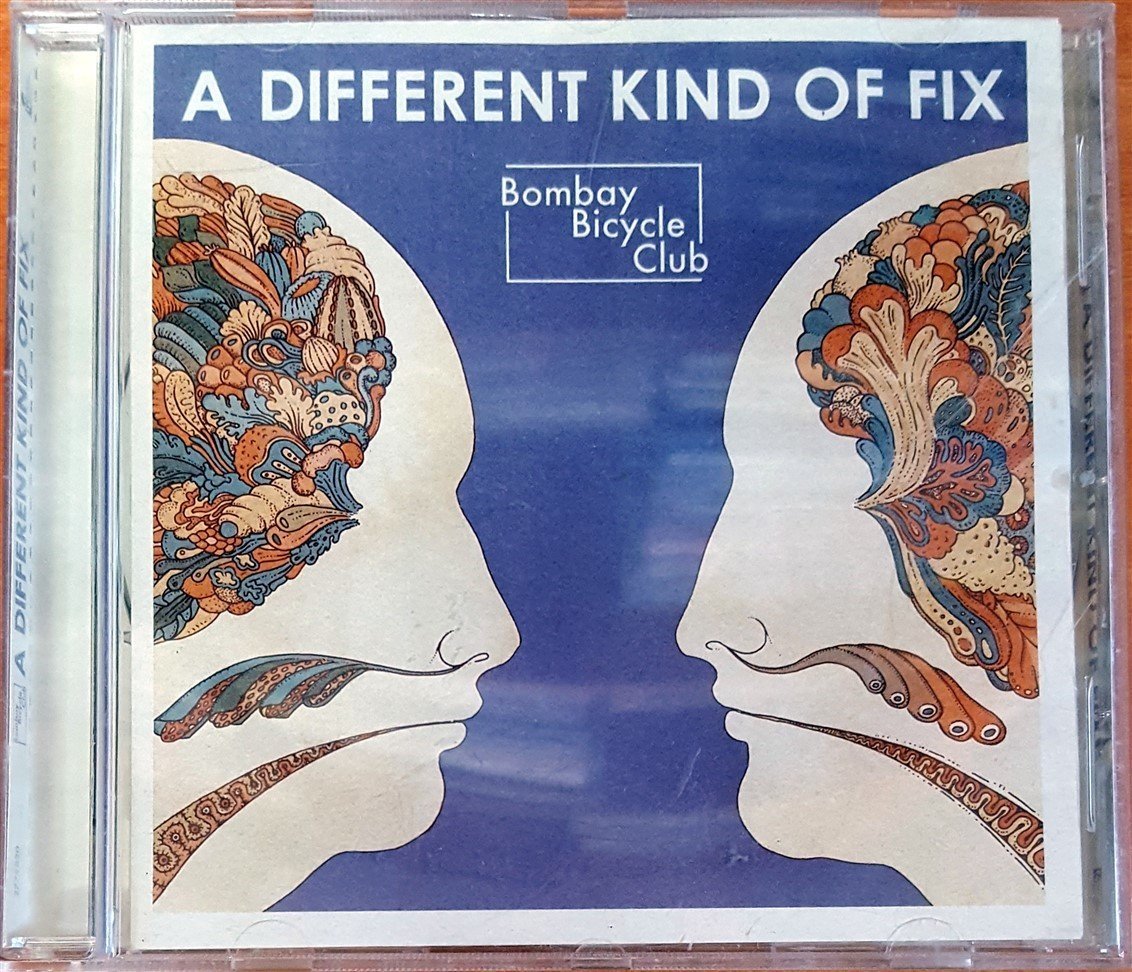 BOMBAY BICYCLE CLUB - A DIFFERENT KIND OF FIX (2011) CD 2.EL