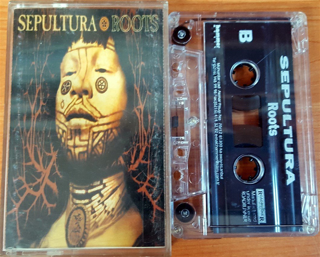 SEPULTURA - ROOTS CASSETTE MADE IN TURKEY ''USED''