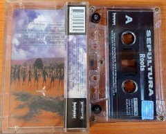 SEPULTURA - ROOTS CASSETTE MADE IN TURKEY ''USED''