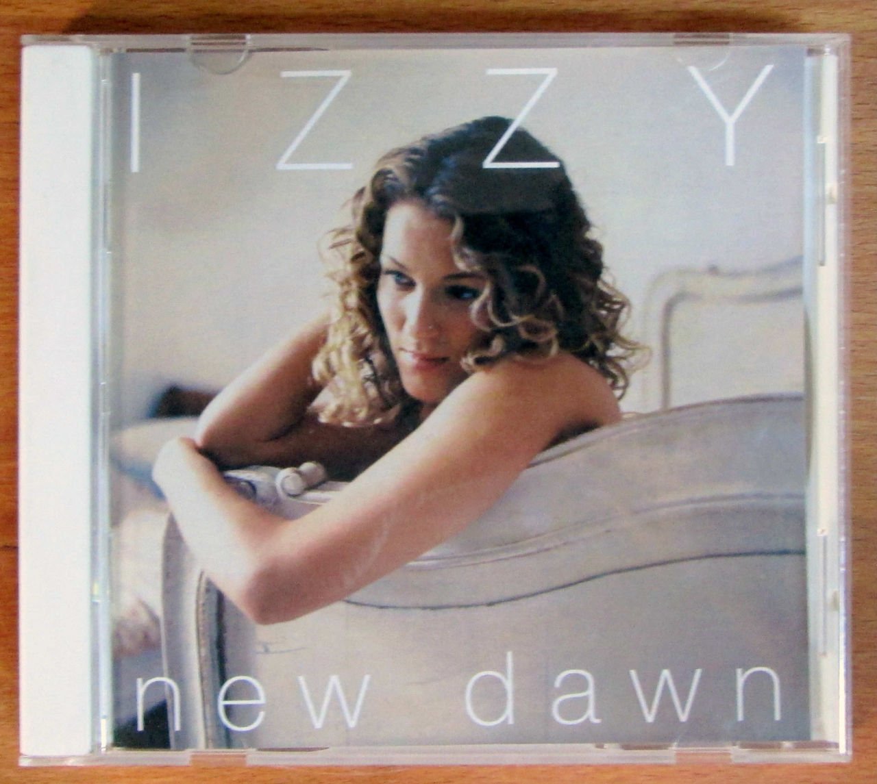 IZZY - NEW DAWN CD 2.EL