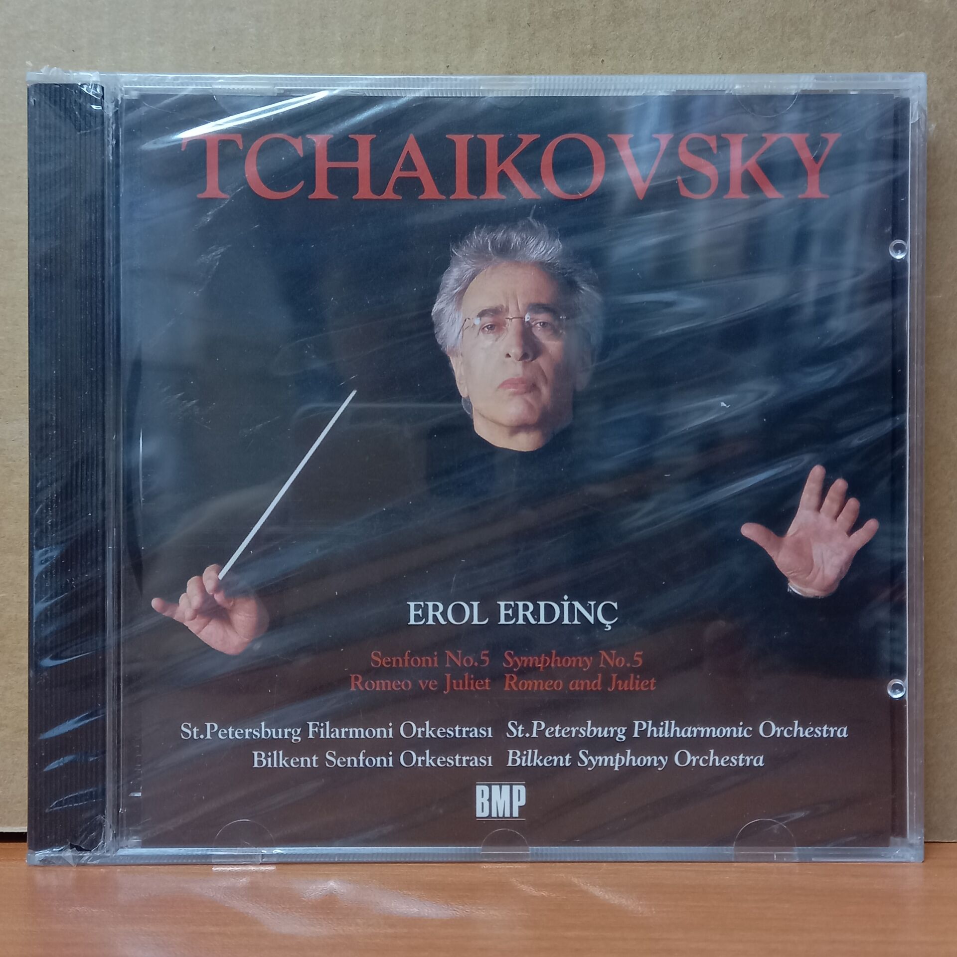 EROL ERDİNÇ - TCHAIKOVSKY / SENFONI NO.5 ROMEO VE JULIET / ST. PETERSBURG FİLARMONİ ORKESTRASI, BİLKENT SENFONİ ORKESTRASI  (2001) - CD SIFIR