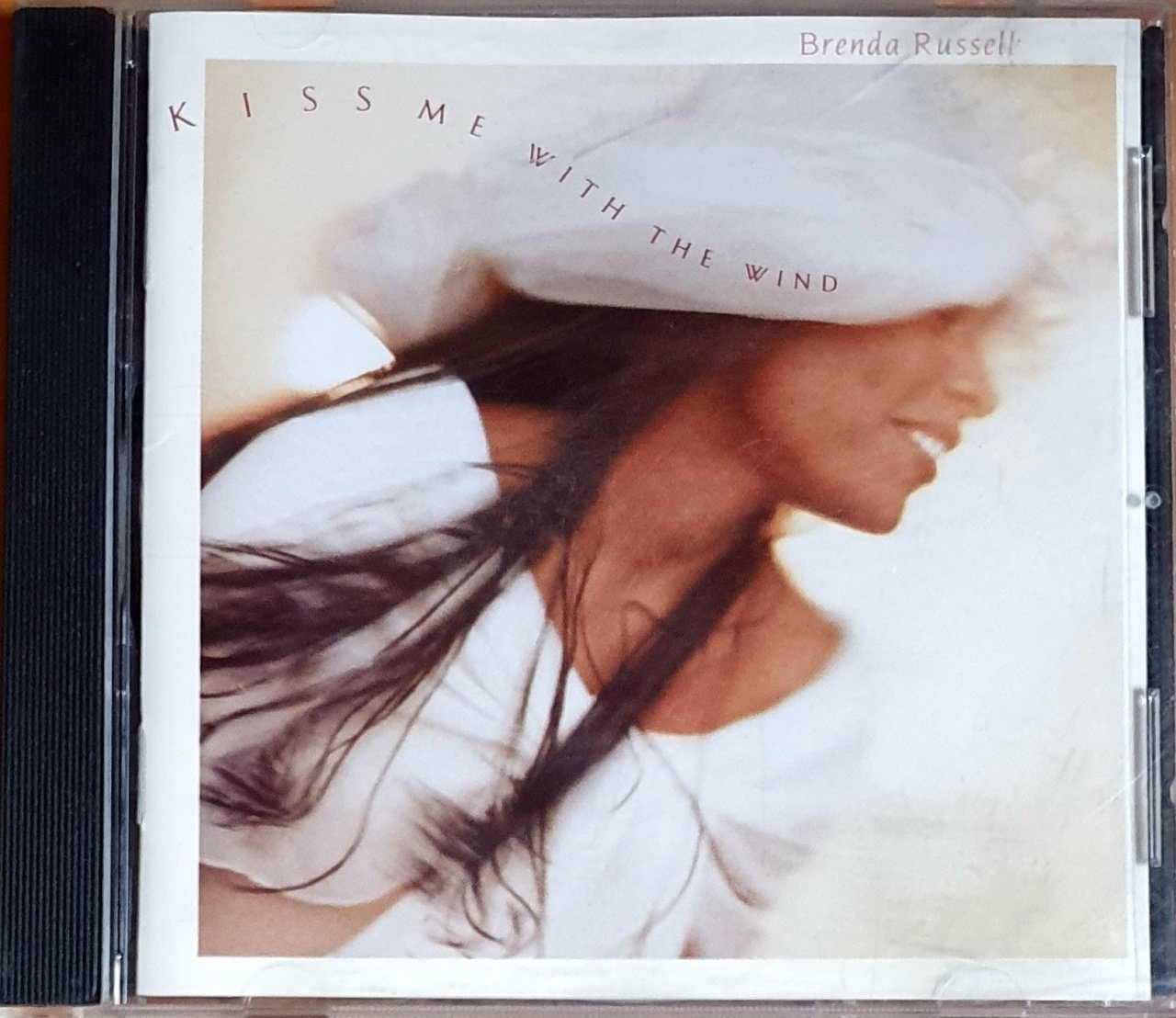 BRENDA RUSSELL - KISS ME WITH THE WIND (1990) - CD 2.EL