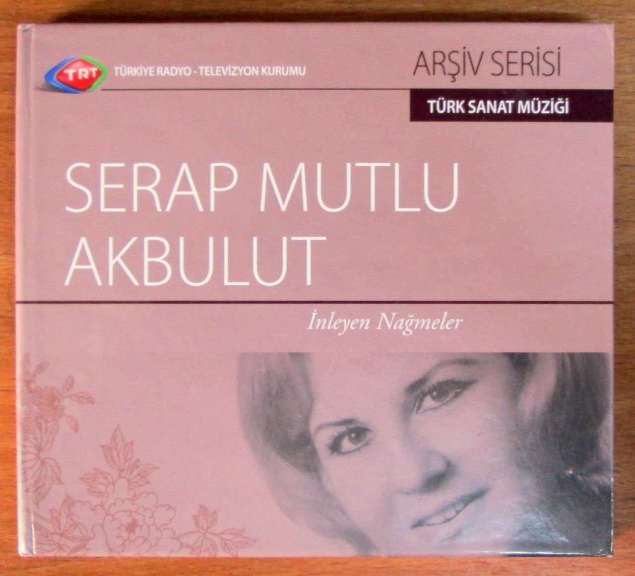 SERAP MUTLU AKBULUT - İNLEYEN NAĞMELER (TRT ARŞİV) CD 2.EL