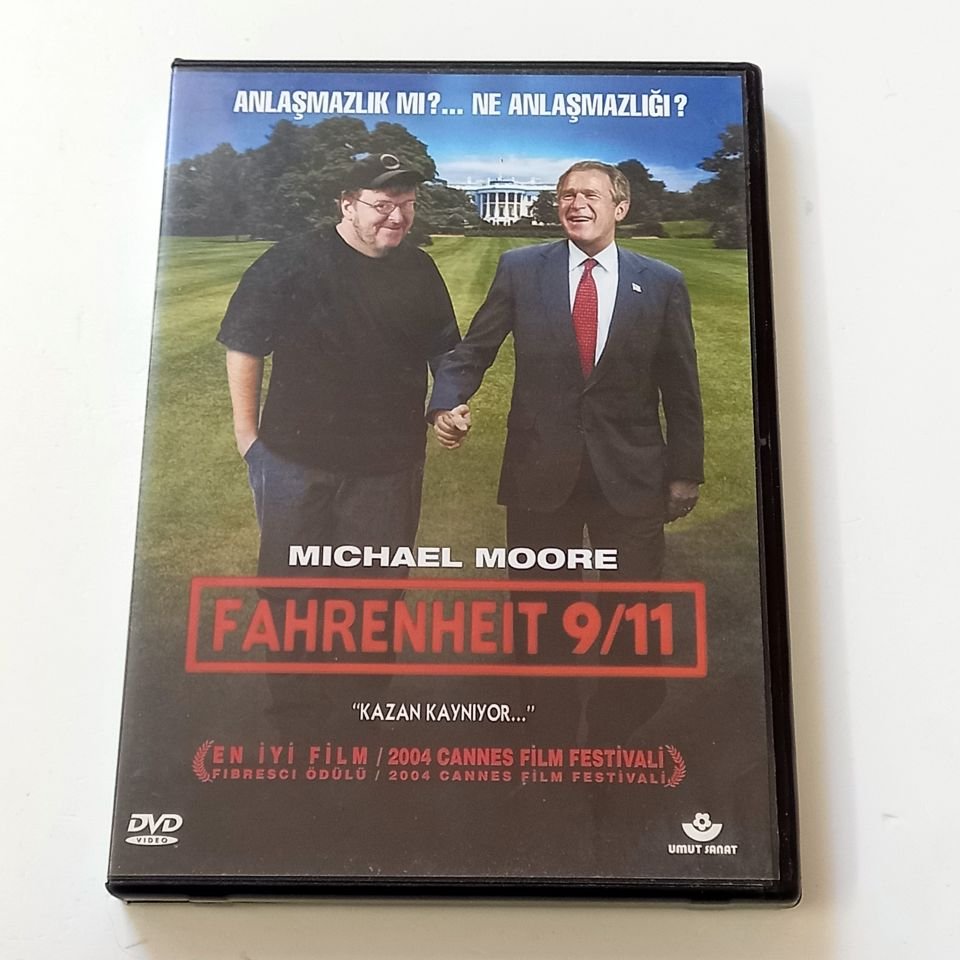 FAHRENHEIT 9/11 - YÖN.: MICHAEL MOORE - DVD 2.EL