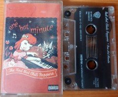 RED HOT CHILI PEPPERS - ONE HOT MINUTE (1995) BALET CASSETTE MADE IN TURKEY ''USED''