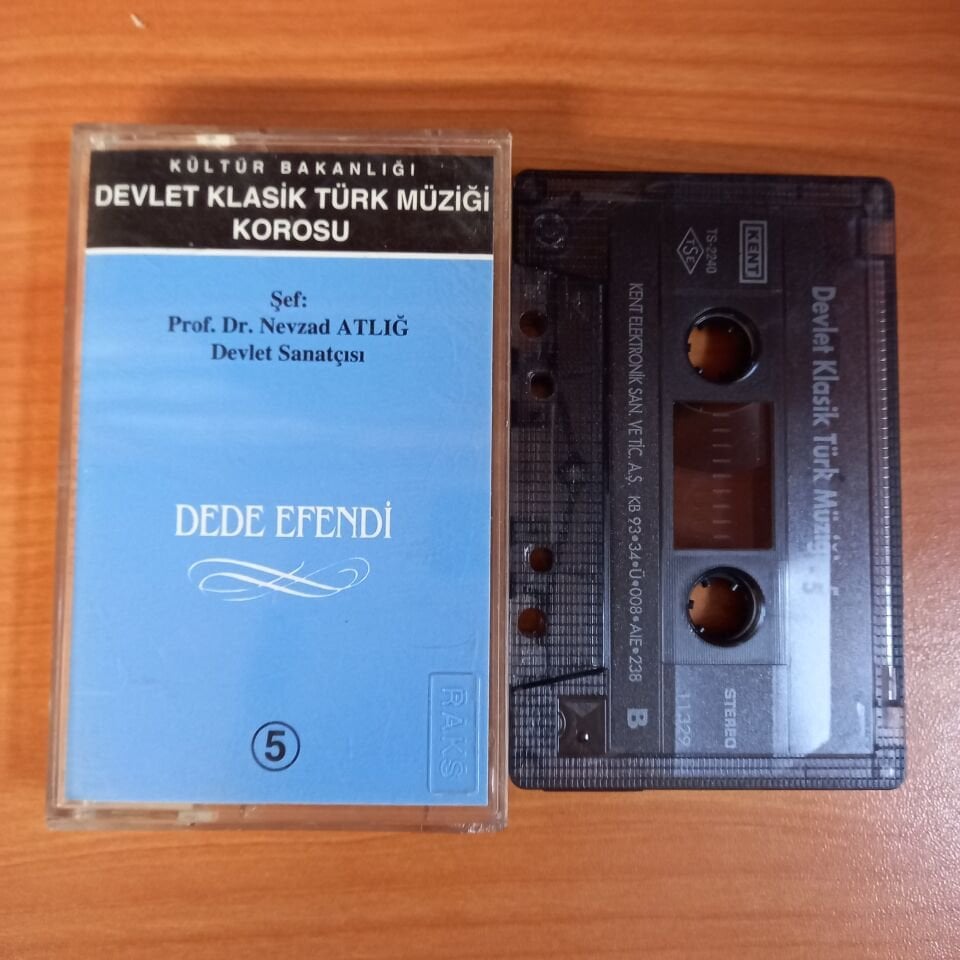 DEVLET KLASİK TÜRK MÜZİĞİ KOROSU 5 / ŞEF: PROF. DR. NEVZAD ATLIĞ (1993) - KASET 2.EL