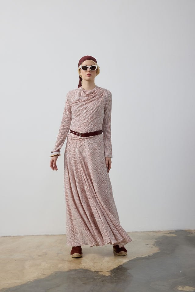ÖN DRAPE KORSAĞLI KLOŞ ELBİSE 44