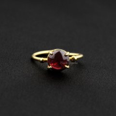 Garnet Doğaltaşlı Minimal Gümüş Yüzük