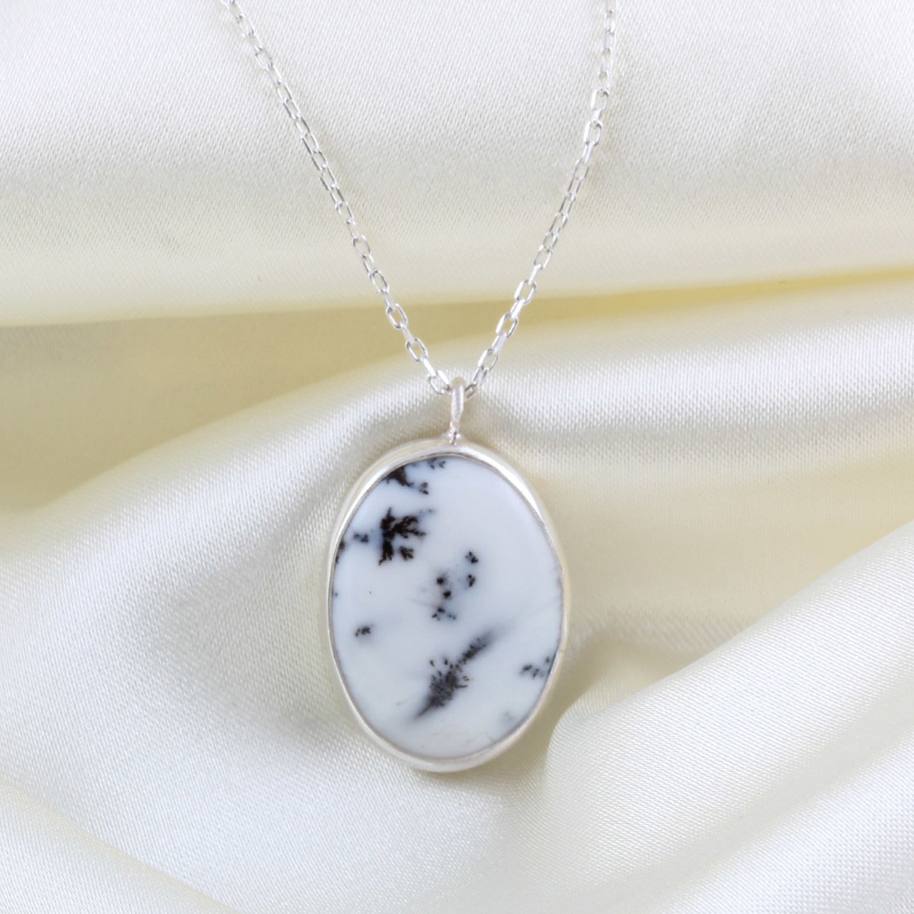 Dendrit Opal Doğaltaşlı Minimal Gümüş Kolye