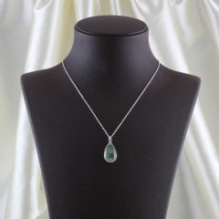 Prehnite Doğaltaşlı Minimal Gümüş Kolye