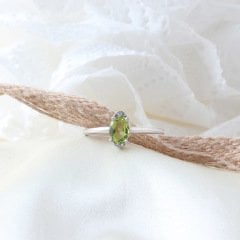 Peridot Doğal Taşlı Tektaş Gümüş Yüzük