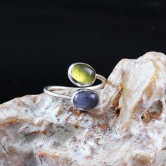 Peridot Ve İyolit Doğaltaşlı Minimal Yüzük