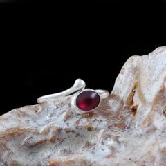 Garnet Doğaltaşlı Minimal Yüzük