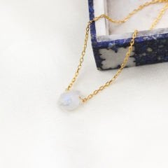 Dori Serisi Aytaşı Doğaltaşlı Minimal Kolye