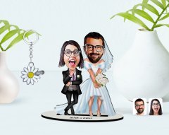 Kişiye Özel Sevgililer Karikatürlü 3D Ahşap Biblo ve İsimli Silver Papatya Anahtarlık-16
