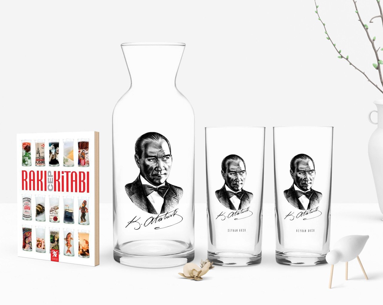 Kişiye Özel Renkli Baskılı Atatürk Temalı İkili Rakı Bardağı Karaf ve Cep Kitabı Hediye Seti-14