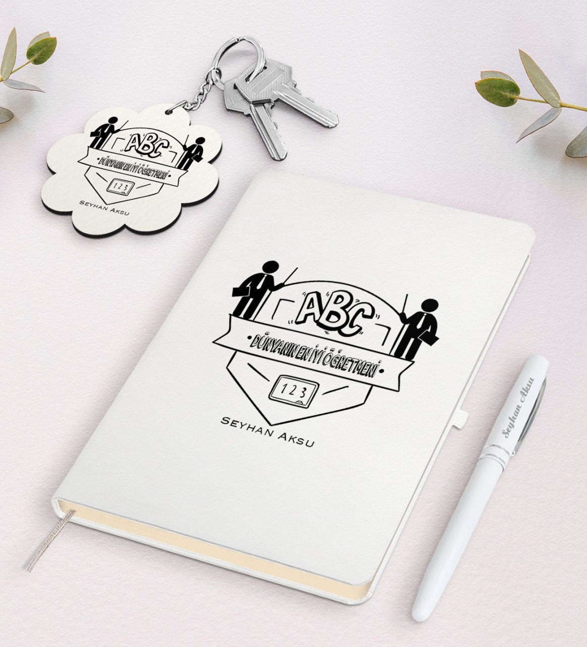Kişiye Özel Dünyanın En İyi Öğretmeni Beyaz Defter Kalem Ve Anahtarlık Hediye Seti-18