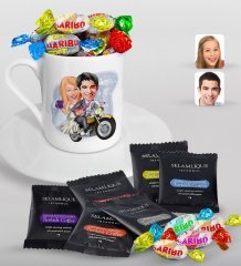 Kişiye Özel Sevgililer Günü Temalı Evleniyoruz Karikatürlü Türk Kahvesi Fincanı Selamlique Karışık Türk Kahvesi ve Haribo Şeker Hediye Seti-8