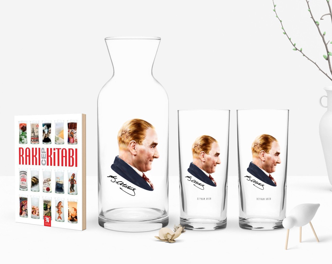 Kişiye Özel Renkli Baskılı Atatürk Temalı İkili Rakı Bardağı Karaf ve Cep Kitabı Hediye Seti-11