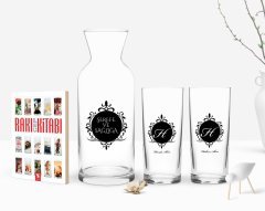 Kişiye Özel Renkli Baskılı Baş Harf İsim Tasarımlı Tasarımlı İkili Rakı Bardağı Karaf ve Cep Kitabı Hediye Seti-9