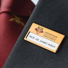 Kişiye Özel Sürgülü Metal Yaka İsimliği (Altın Renk)