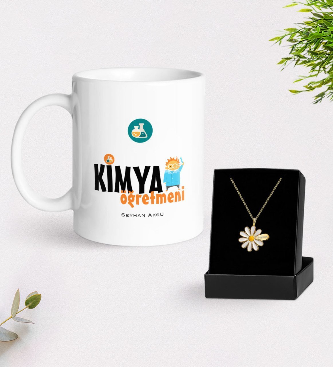 Kişiye Özel Kimya Öğretmeni Beyaz Kupa ve Papatya Kolye Hediye Seti-1
