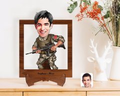 Kişiye Özel Asker Karikatürlü Ahşap Standlı 3D Biblo-1