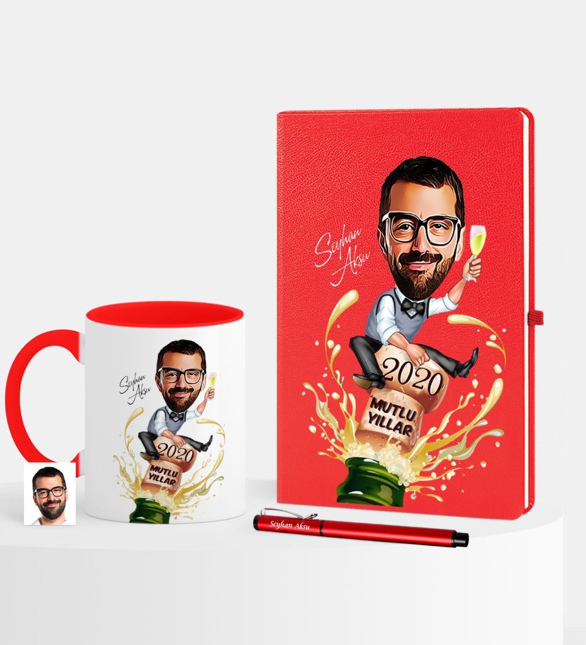 Kişiye Özel Yılbaşı Temalı Bay Karikatürlü Kırmızı Defter Kalem Kupa Seti - 6