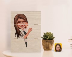 Kişiye Özel Kız Çocuk Karikatürlü Otantik Masaüstü Ahşap Palet Çerçeve-1