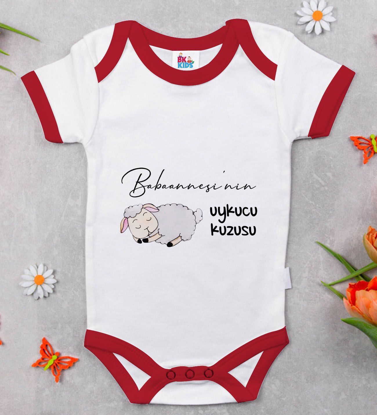 BK Kids Babaannesi'nin Uykucu Kuzusu Tasarımlı Kırmızı Bebek Body Zıbın-1