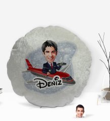 Kişiye Özel İsimli Erkek Uçuş Görevlisi Karikatürlü Yuvarlak Dekoratif Kırlent Yastık-1