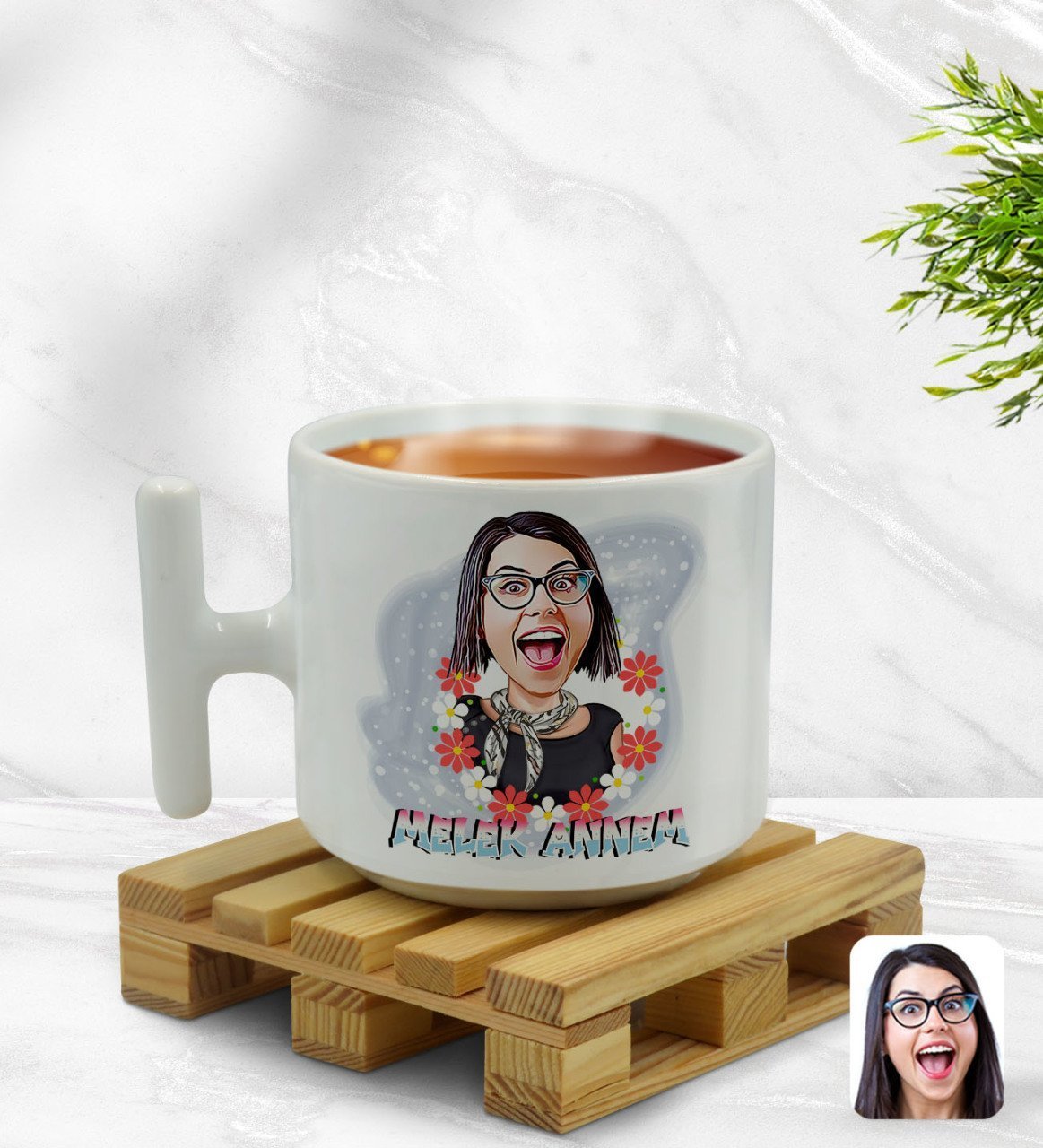 Kişiye Özel Melek Annem Karikatürlü T Kulplu Beyaz Middle Kupa Bardak-1