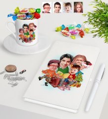 Kişiye Özel Yeni Yıl Aile Karikatürlü Beyaz Defter Kalem Türk Kahvesi Fincanı ve Haribo Şeker Hediye Seti-6
